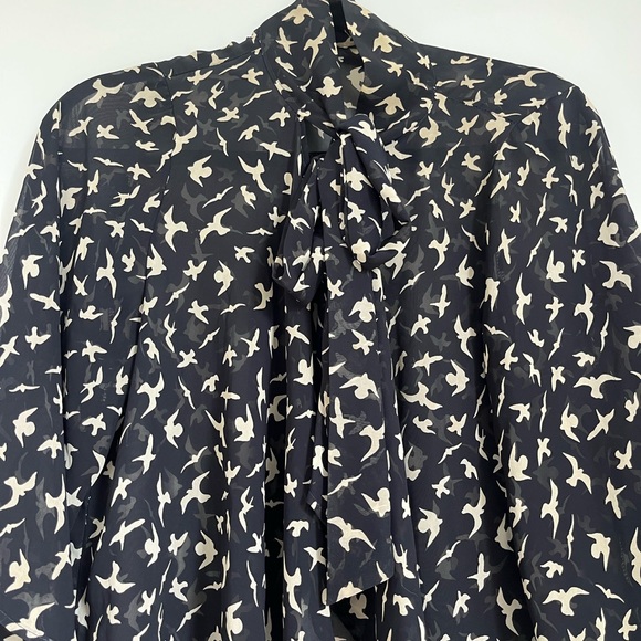 Cape shirt - Picture 2 of 3